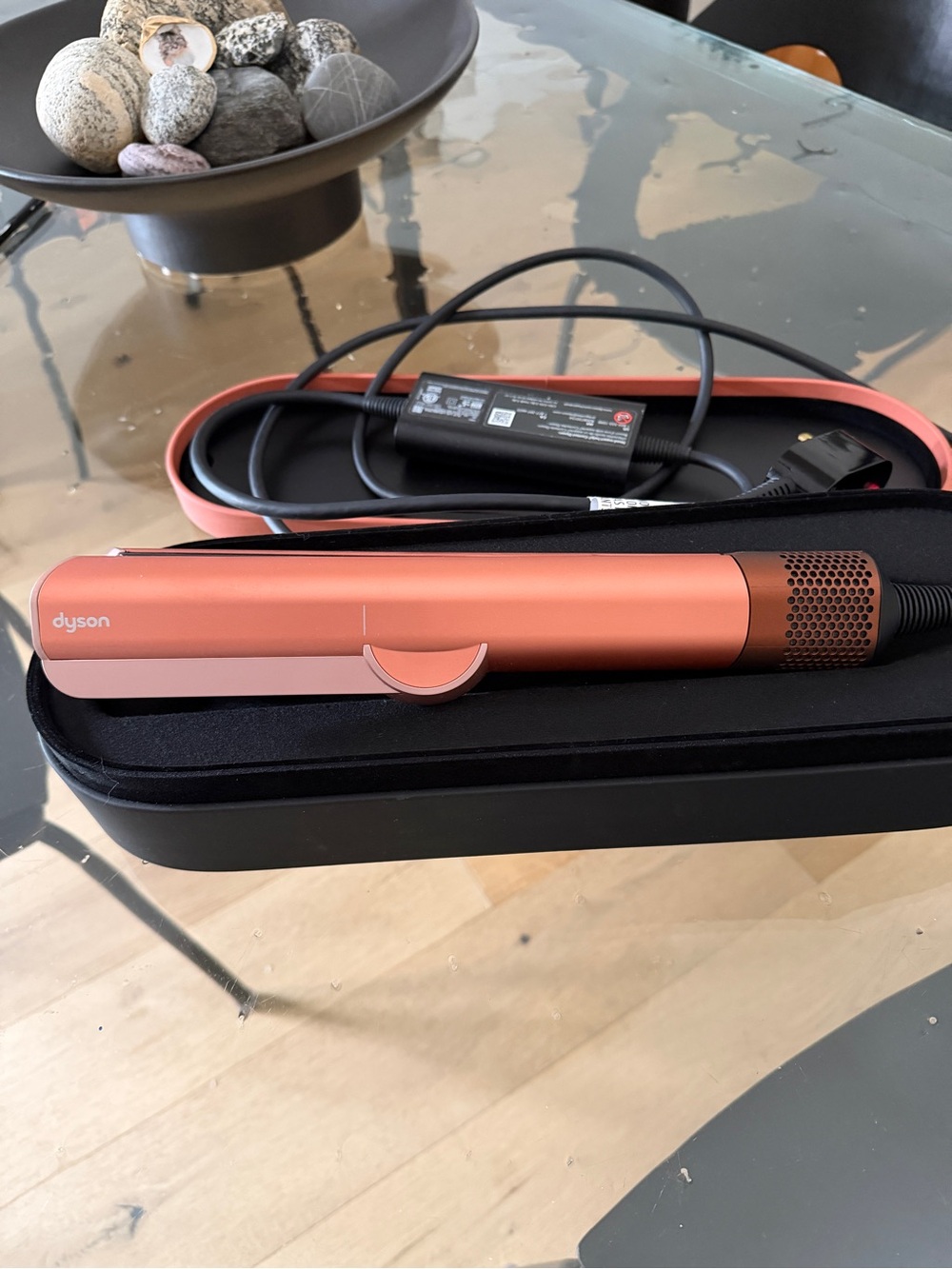Dyson Amber/RoseGold Special Edition Airstrait Wet-To-Dry Portable Case Included